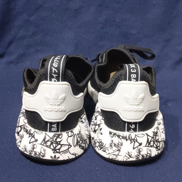 NWT adidas NMD_R1 Running Workout Shoes - Picture 5 of 8